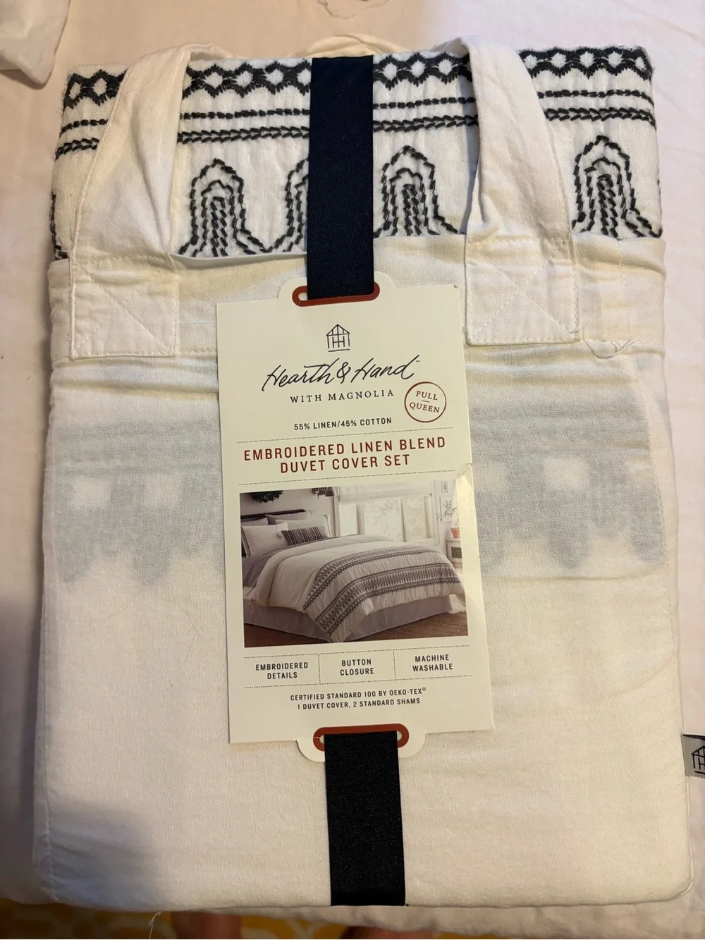Magnolia Embroidered Linen-Blend Duvet Cover in Cream and Gray